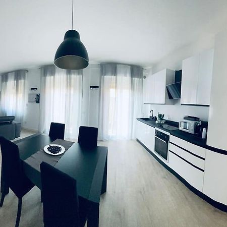 Sun Street Apartment Verona Exterior foto